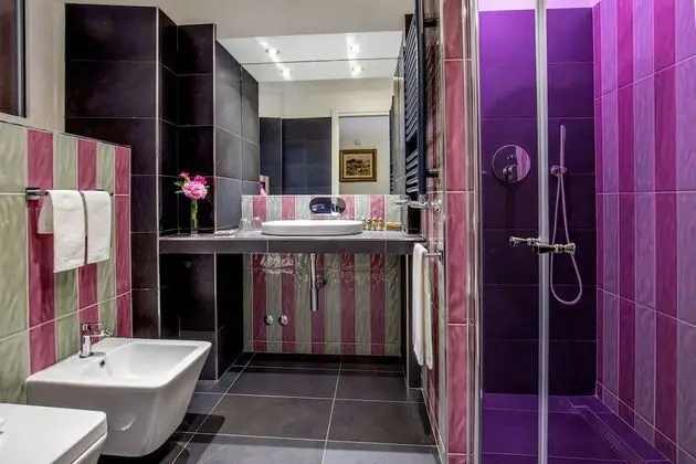 Üç Kişilik Oda, Teras