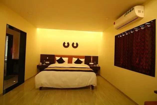 Luxury Oda