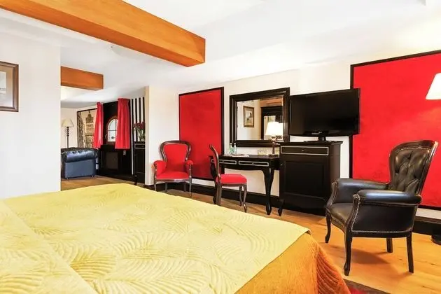 Premium Tek Büyük veya İki Ayrı Yataklı Oda (  5* )