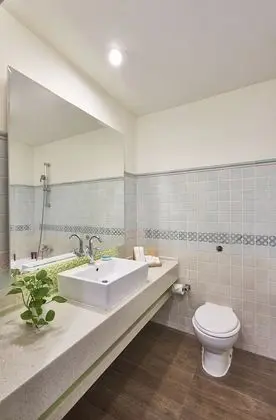 Basic Tek Büyük veya İki Ayrı Yataklı Oda