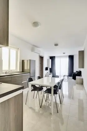 Apart Daire, Balkon