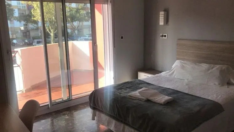 Tek Büyük veya İki Ayrı Yataklı Oda, Özel Banyo (1 Cama Supletoria)