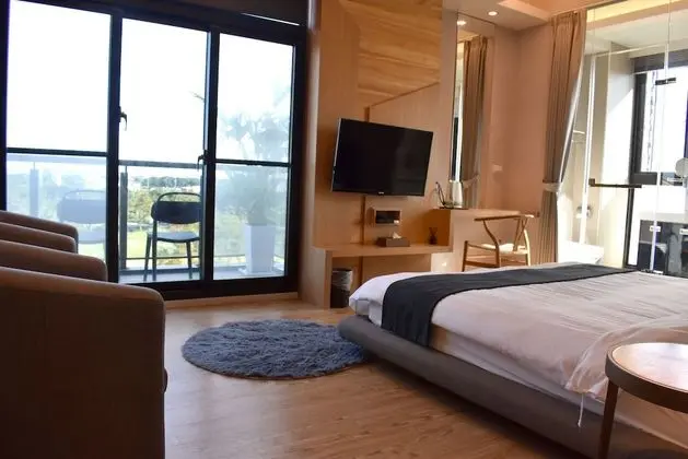 Deluxe Tek Büyük Yataklı Oda