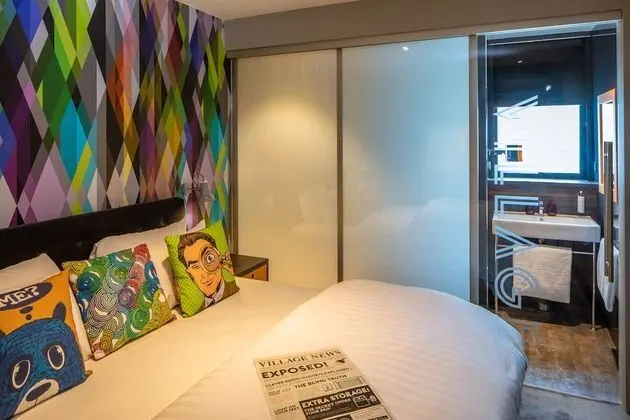 Double Room, 1 King Bed
