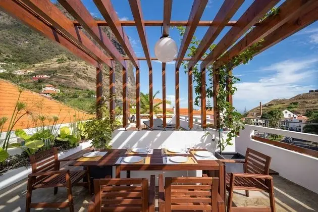 Basic Oda, 2 Tek Kişilik Yatak, Deniz Manzaralı
