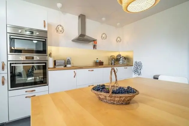 Basic Oda, 2 Tek Kişilik Yatak, Deniz Manzaralı