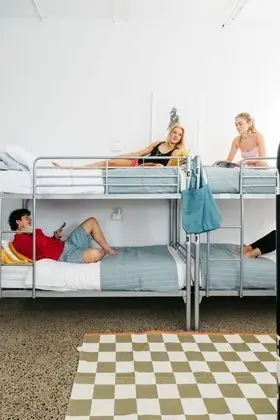 Ortak Ranzalı Oda, Özel Banyo (8 Bed)