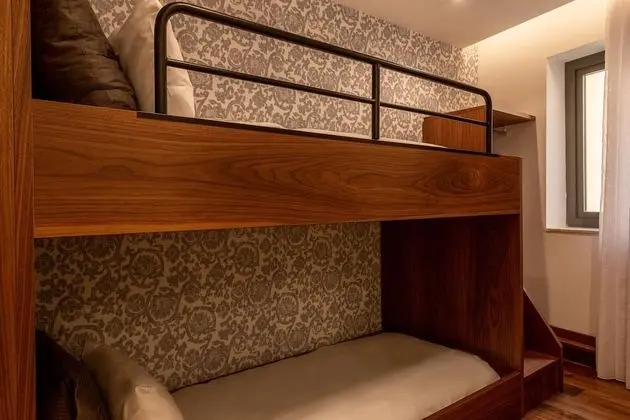 Family Dört Kişilik Oda