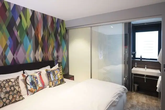 Double Room, 1 King Bed