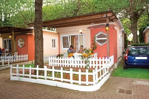 Bungalov (Eden)