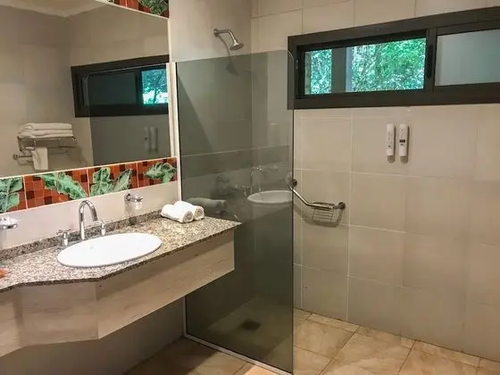 Standard Üç Kişilik Oda, Balkon