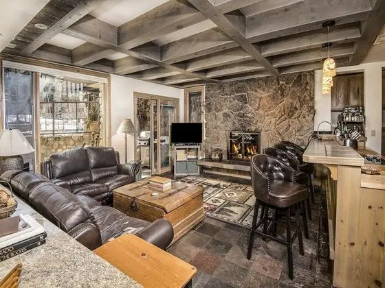 Daire (Village Center Condo 1F)