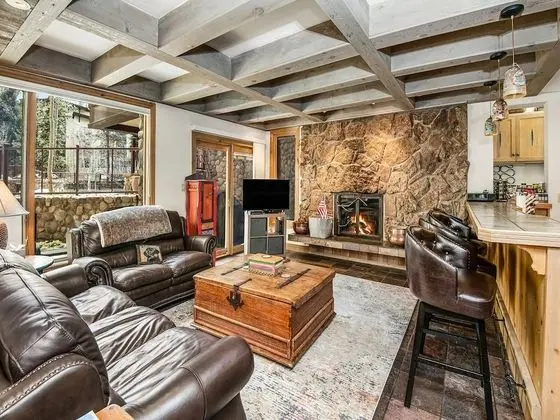 Daire (Village Center Condo 1F)