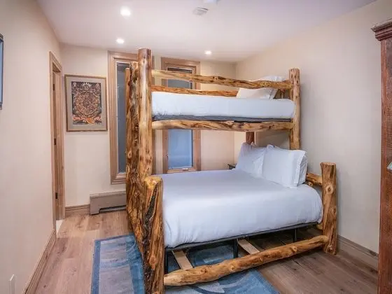 Daire (Village Center Condo 1F)