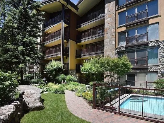 Daire (Village Center Condo 4J)