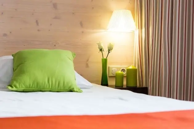 Tek Büyük veya İki Ayrı Yataklı Oda