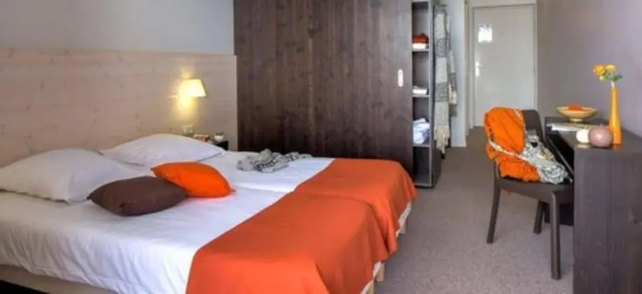 Tek Büyük veya İki Ayrı Yataklı Oda