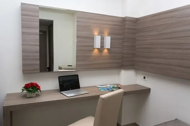 Superior Büyük Yataklı Tek Kişilik Oda, 1 Yatak Odası, Şehir Manzaralı, Kule