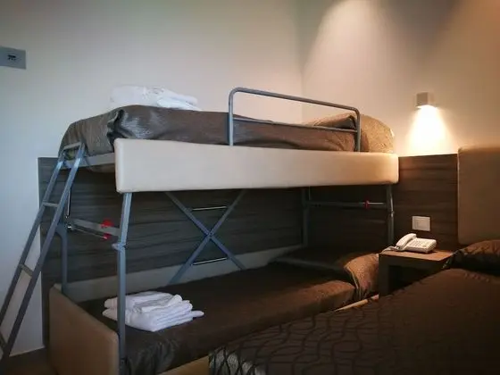 Superior Dört Kişilik Oda, 1 Yatak Odası, Şehir Manzaralı, Kule