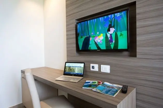 Superior Dört Kişilik Oda, 1 Yatak Odası, Şehir Manzaralı, Kule