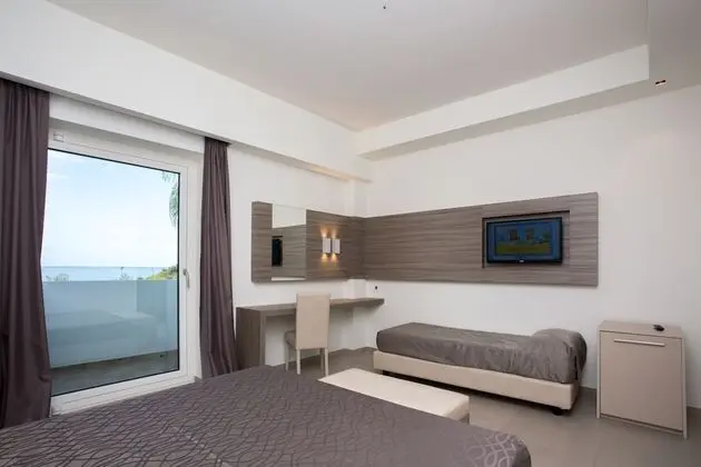 Superior Üç Kişilik Oda, 1 Yatak Odası, Şehir Manzaralı, Kule