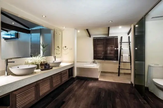 Villa, 3 Yatak Odası, Kişiye Özel Havuzlu, Denize Sıfır (Grand)