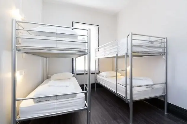 Ortak Ranzalı Oda, Karma Ranzalı Oda (4 Bed)
