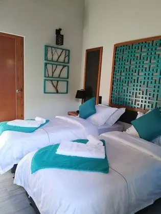 Senior Tek Büyük Yataklı Oda