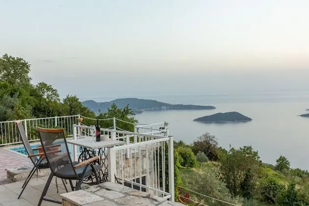 Ev, 3 Yatak Odası, Teras, Deniz Manzaralı