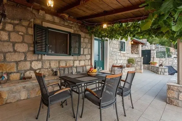 Ev, 3 Yatak Odası, Teras, Deniz Manzaralı