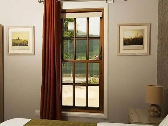 Tek Büyük Yataklı Oda, Banyolu/Duşlu