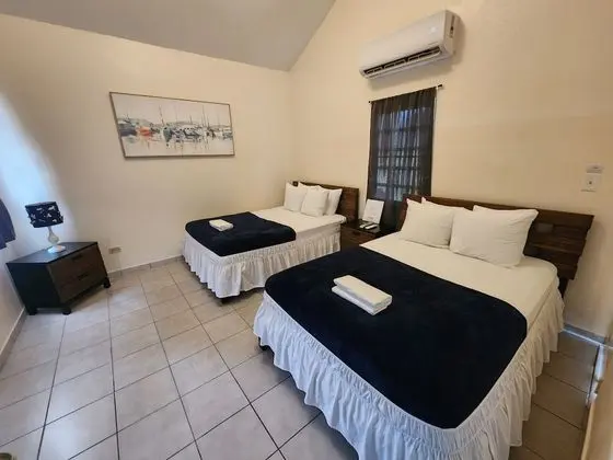 Superior Dört Kişilik Oda, 2 Büyük (Queen) Boy Yatak, Havuz Manzaralı