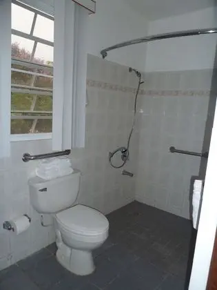 Tek Büyük Yataklı Oda, 1 Büyük (Queen) Boy Yatak, Engellilere Uygun, Havuz Manzaralı