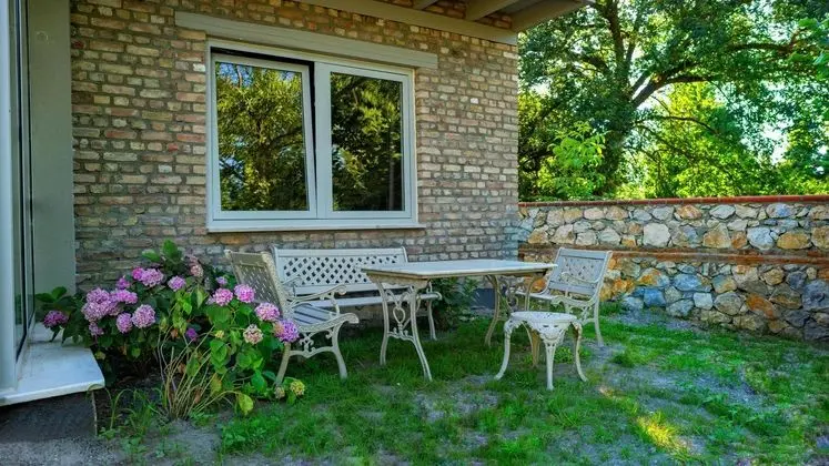 3+1 Suite,Bahçe Manzaralı,Hamamlı
