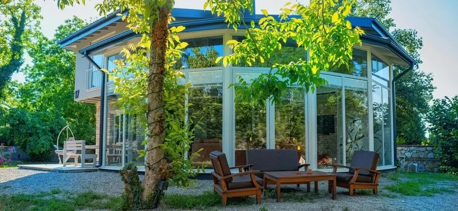 3+1 Suite,Bahçe Manzaralı,Hamamlı