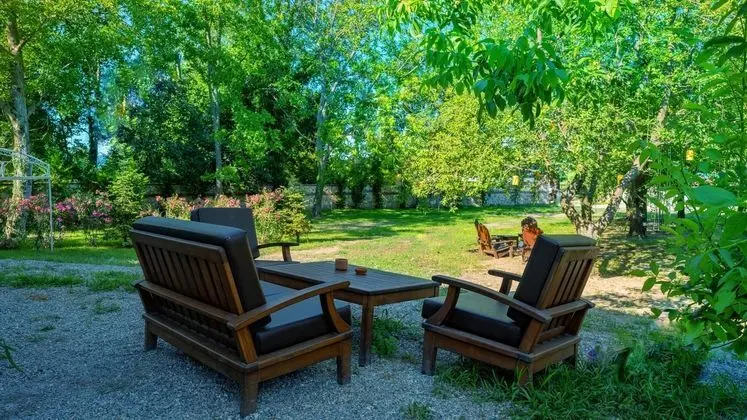 3+1 Suite,Bahçe Manzaralı,Hamamlı