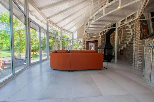 3+1 Suite,Bahçe Manzaralı,Hamamlı