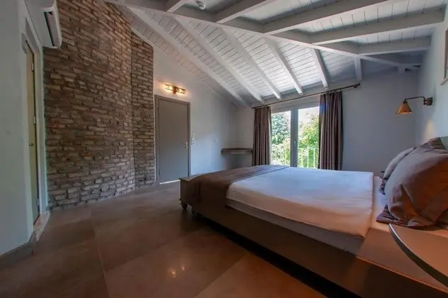 3+1 Suite,Bahçe Manzaralı,Hamamlı