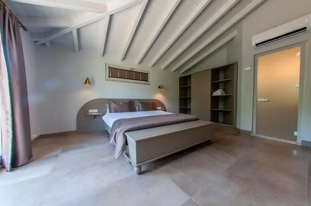 3+1 Suite,Bahçe Manzaralı,Hamamlı