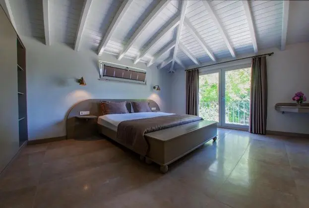 3+1 Suite,Bahçe Manzaralı,Hamamlı