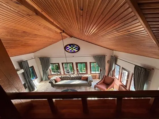 Four Bedroom Country Villa,Dağ Manzaralı