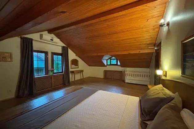 Four Bedroom Country Villa,Dağ Manzaralı