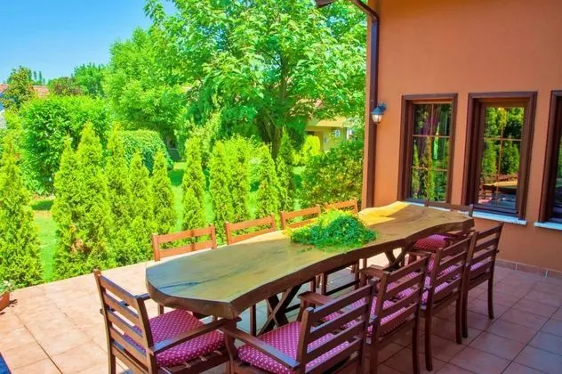 Four Bedroom Country Villa,Dağ Manzaralı