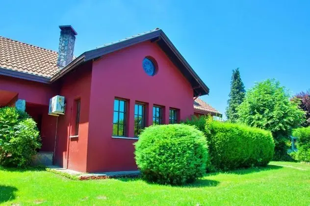 Four Bedroom Country Villa,Dağ Manzaralı