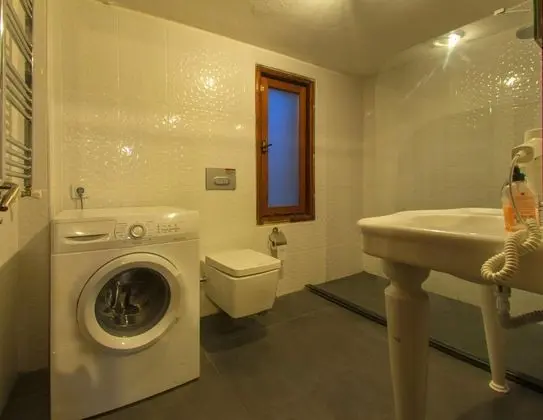 Four Bedroom Country Villa,Dağ Manzaralı