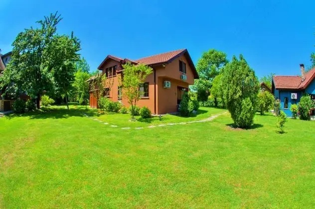 Four Bedroom Country Villa,Dağ Manzaralı
