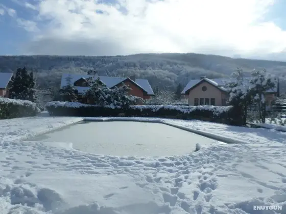 Four Bedroom Country Villa Oda