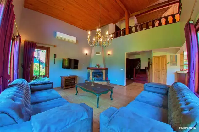 Four Bedroom Country Villa Oda