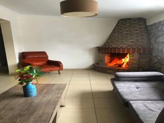 Taş Ev Suit,Bahçe Manzaralı,Havuzlu