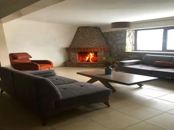 Taş Ev Suit,Bahçe Manzaralı,Havuzlu